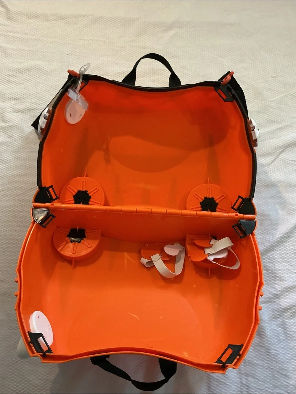 Trunki Melissa & Doug Kids Ride-On Suitcase - Orange